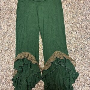 Bolli Size Medium Green Tiered Ruffle Leggings